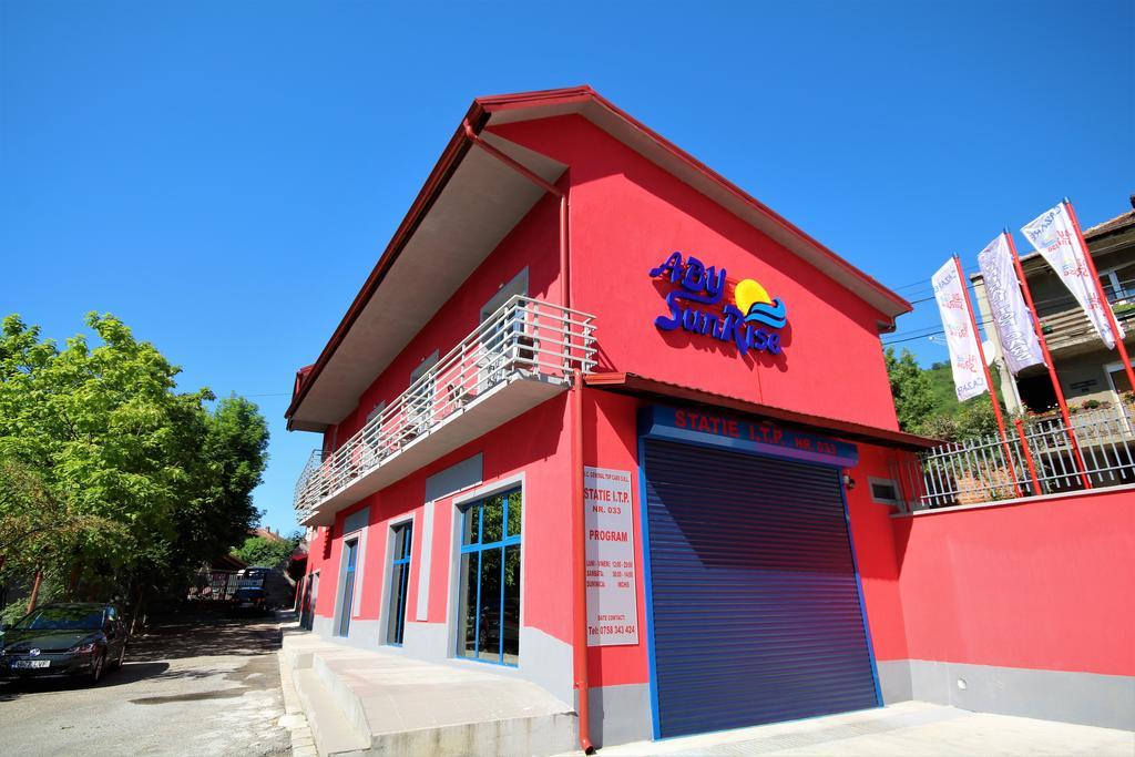 Orşova Aby Sunrise酒店 外观 照片